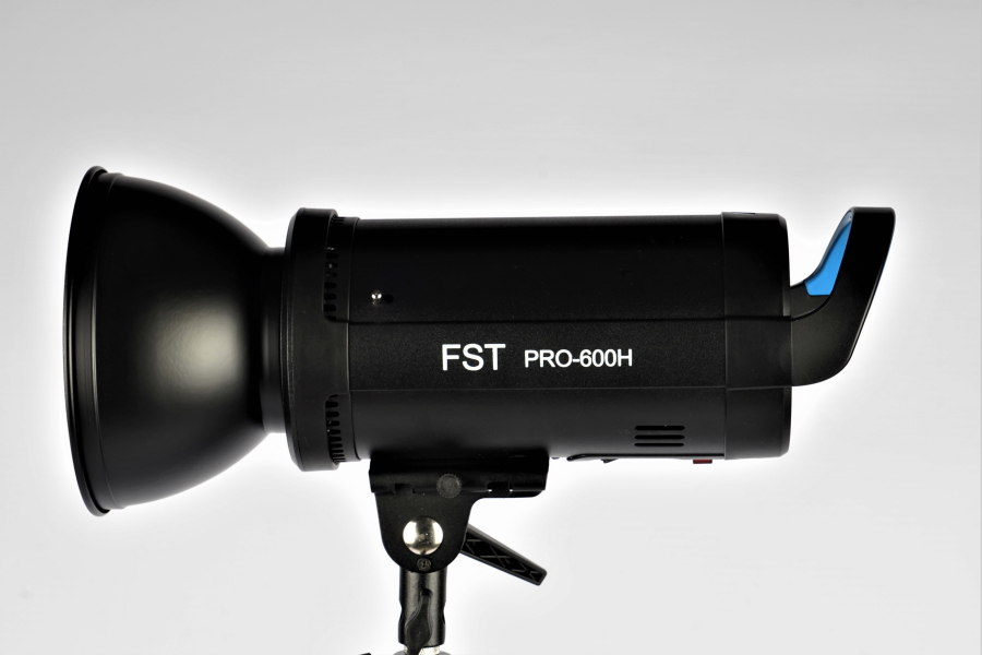    FST PRO-600H Softbox Kit II